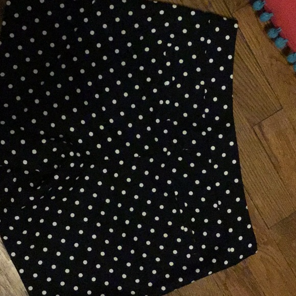 NWT! J.Crew Polka Dot shorts, Size 0 - Picture 3 of 4